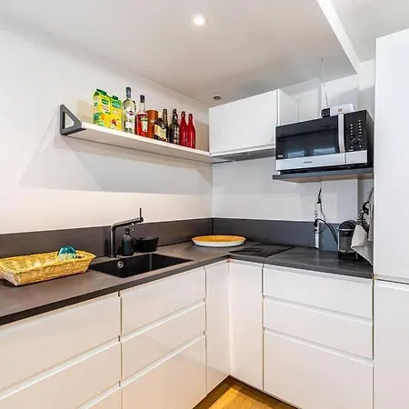 Guestready - Stylish Dream Near Arc De Triomphe Διαμέρισμα *